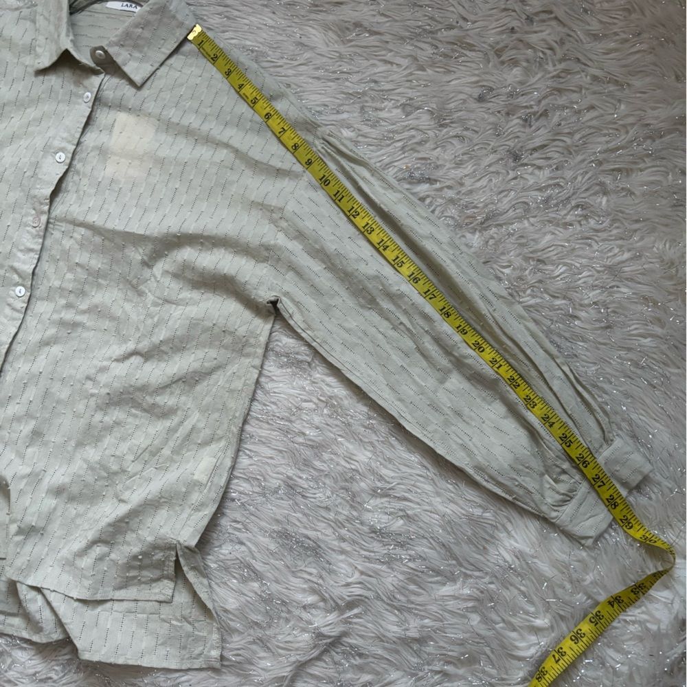 LARA Light Green Women’s Eyelet Oversized Button-Front Shirt Size M - Picture 13 of 16